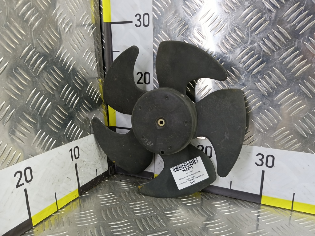 крыльчатка вентилятора MITSUBISHI CARISMA 1.8 GDI AT (122 л.с.)Carisma  I рестайлинг (1999—2004) Лифтбек MR914791, 520 рублей, Москва