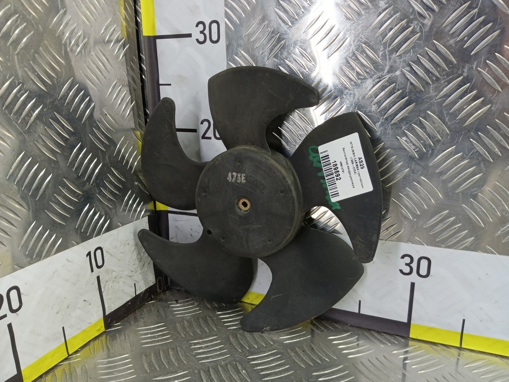 крыльчатка вентилятора MITSUBISHI CARISMA  MR914791, 520 рублей, Москва