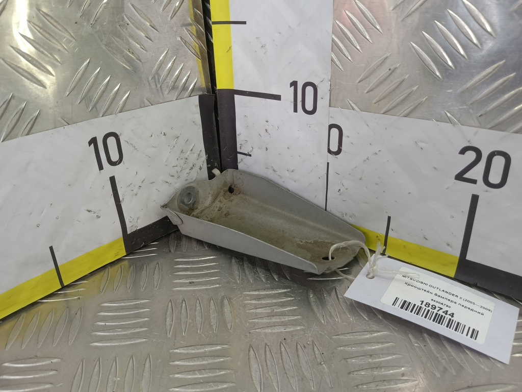 кронштейн бампера MITSUBISHI OUTLANDER  6400A780, 980 рублей, Москва