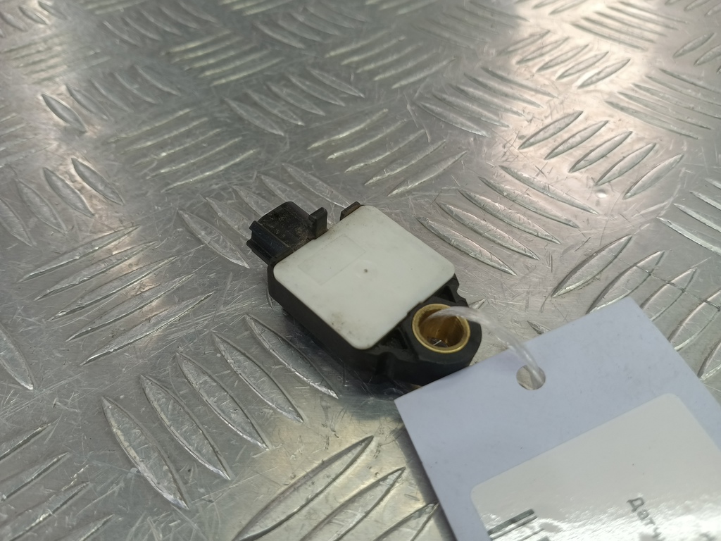 датчик удара (air bag) MITSUBISHI   8651A002, 1550 рублей, Москва