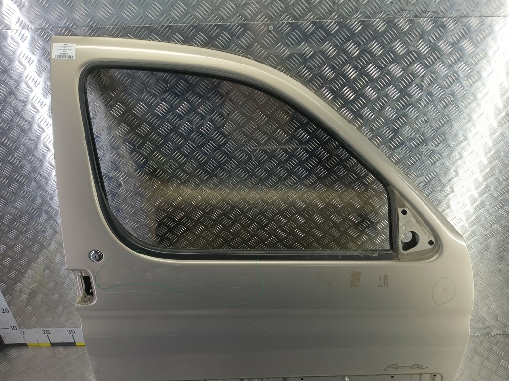 дверь Citroen Berlingo 1.6 MT (109 л.с.) Минивэн 5dBerlingo  I рестайлинг (2002—2012) 9004W3, 5000 рублей, Москва