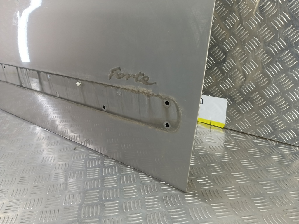 дверь Citroen Berlingo 1.6 MT (109 л.с.) Минивэн 5dBerlingo  I рестайлинг (2002—2012) 9004W3, 5000 рублей, Москва