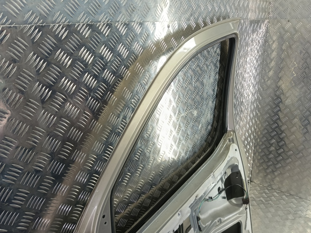 дверь Citroen Berlingo 1.6 MT (109 л.с.) Минивэн 5dBerlingo  I рестайлинг (2002—2012) 9004W3, 5000 рублей, Москва