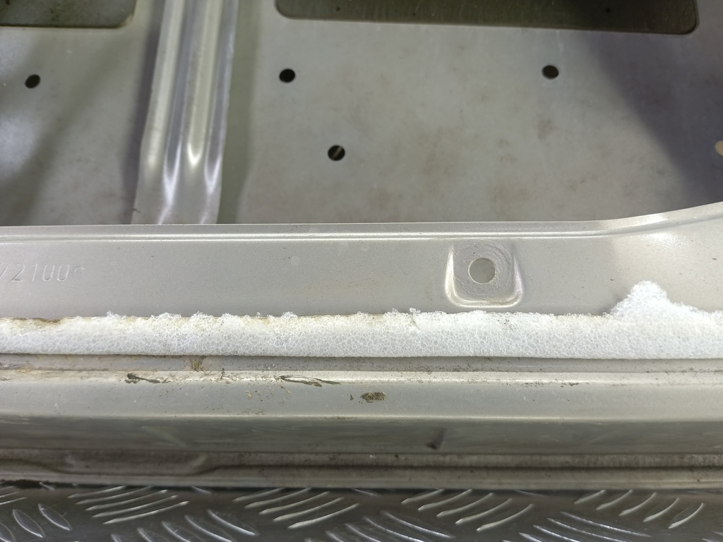 дверь Citroen Berlingo 1.6 MT (109 л.с.) Минивэн 5dBerlingo  I рестайлинг (2002—2012) 9004W3, 5000 рублей, Москва