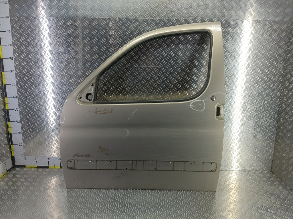 дверь Citroen Berlingo 1.6 MT (109 л.с.) Минивэн 5dBerlingo  I рестайлинг (2002—2012) 9002V0, 4430 рублей, Москва