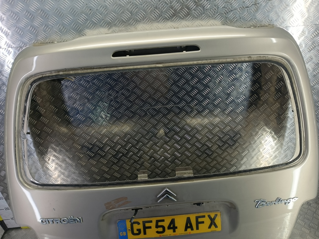 крышка багажника Citroen Berlingo 1.6 MT (109 л.с.) Минивэн 5dBerlingo  I рестайлинг (2002—2012) 8701W9, 9600 рублей, Москва