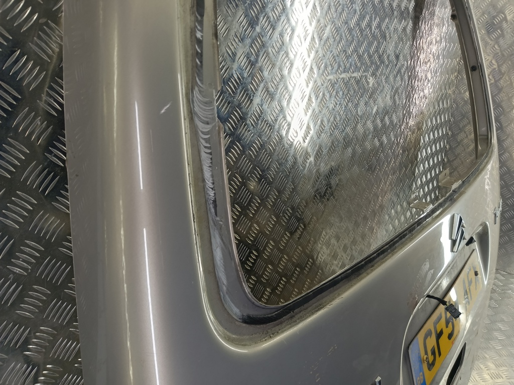 крышка багажника Citroen Berlingo 1.6 MT (109 л.с.) Минивэн 5dBerlingo  I рестайлинг (2002—2012) 8701W9, 9600 рублей, Москва