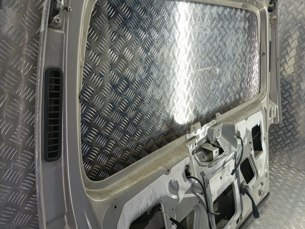 крышка багажника Citroen Berlingo 1.6 MT (109 л.с.) Минивэн 5dBerlingo  I рестайлинг (2002—2012) 8701W9, 9600 рублей, Москва