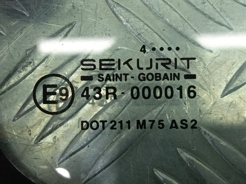 стекло кузовное Citroen Berlingo 1.6 MT (109 л.с.) Минивэн 5dBerlingo  I рестайлинг (2002—2012) 8569W5, 3279 рублей, Москва