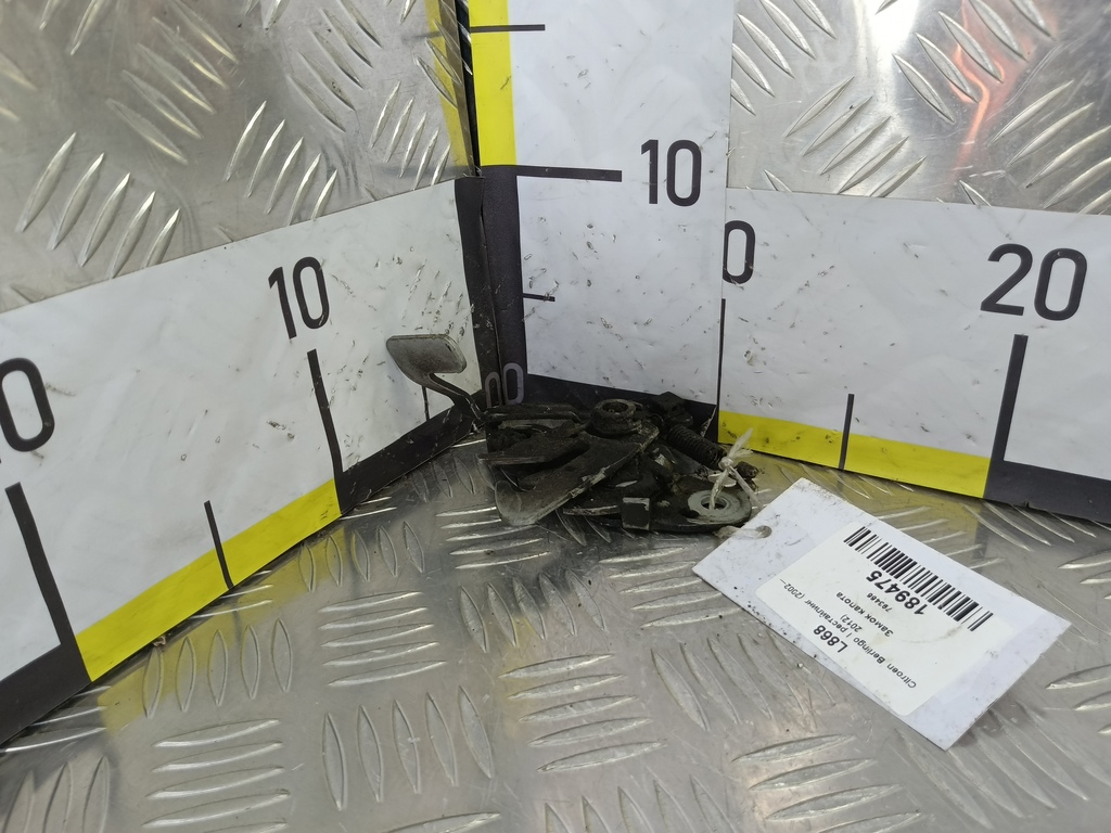 замок капота Citroen Berlingo 1.6 MT (109 л.с.) Минивэн 5dBerlingo  I рестайлинг (2002—2012) 793466, 1550 рублей, Москва