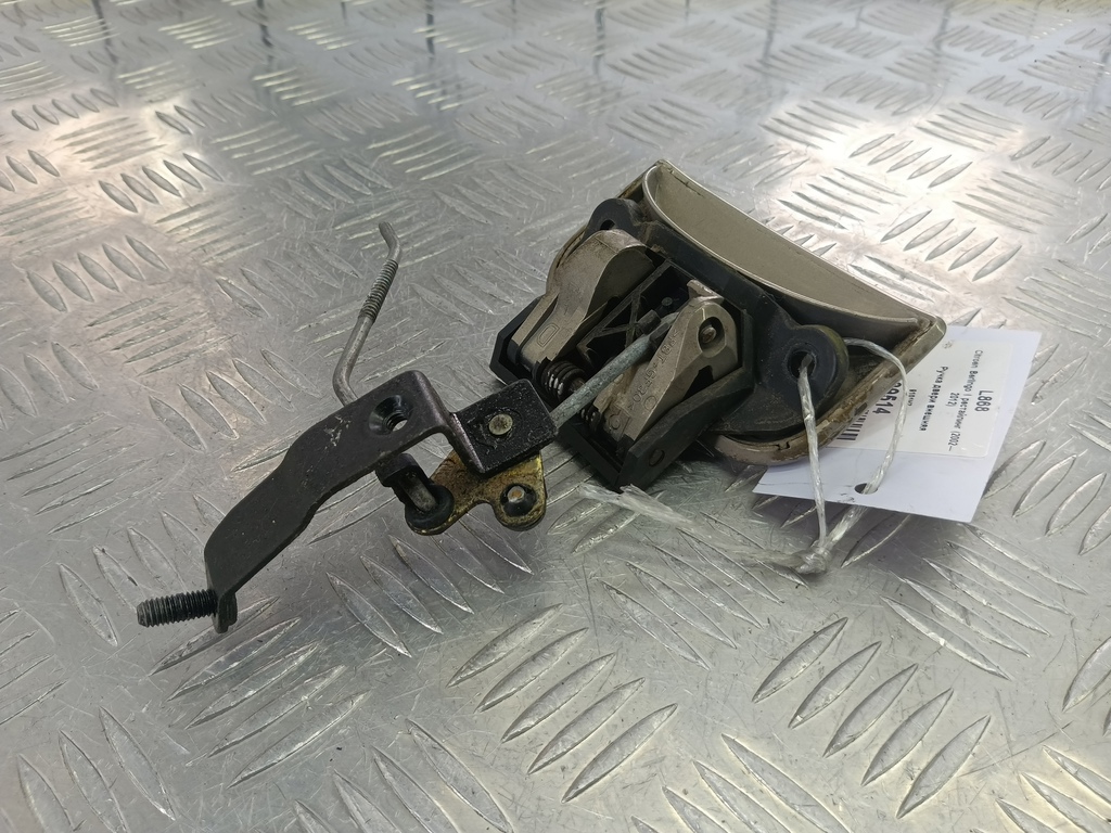 ручка двери внешняя Citroen Berlingo 1.6 MT (109 л.с.) Минивэн 5dBerlingo  I рестайлинг (2002—2012) 9101H7, 2700 рублей, Москва