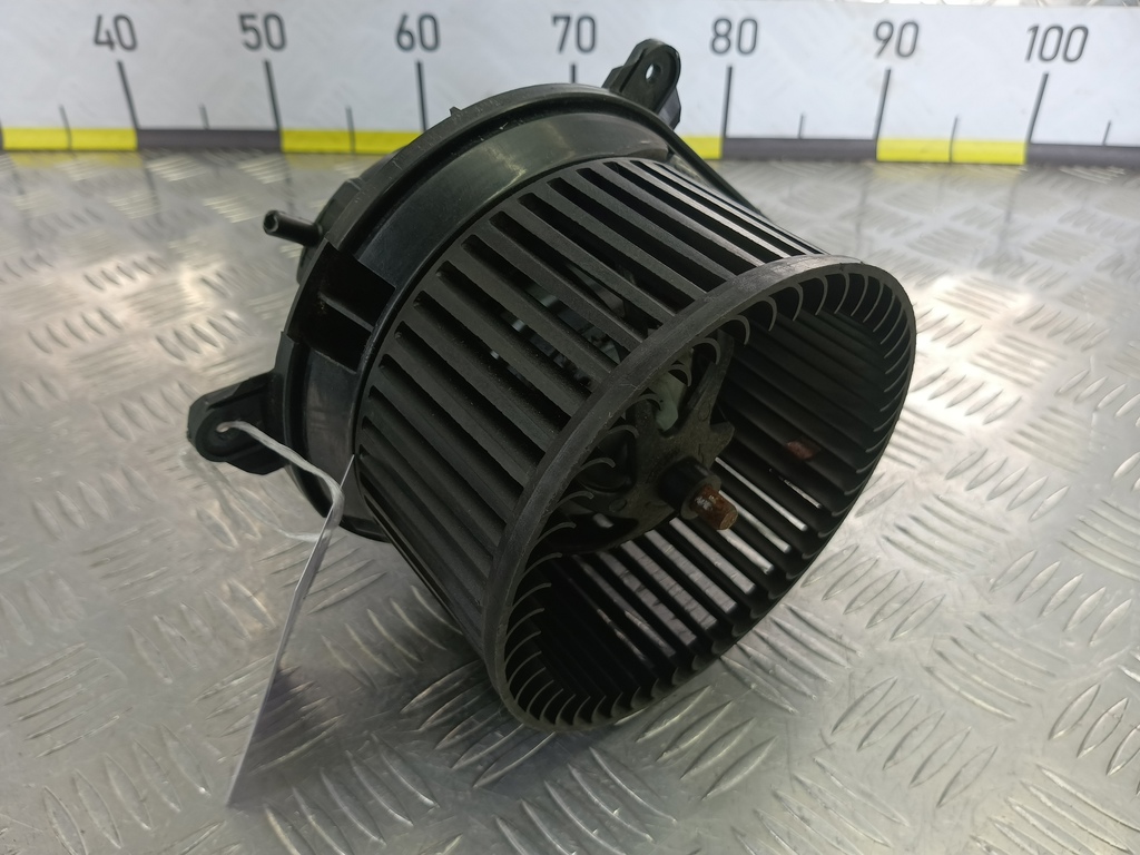 моторчик отопителя Citroen Berlingo 1.6 MT (109 л.с.) Минивэн 5dBerlingo  I рестайлинг (2002—2012) 6441N4, 3279 рублей, Москва