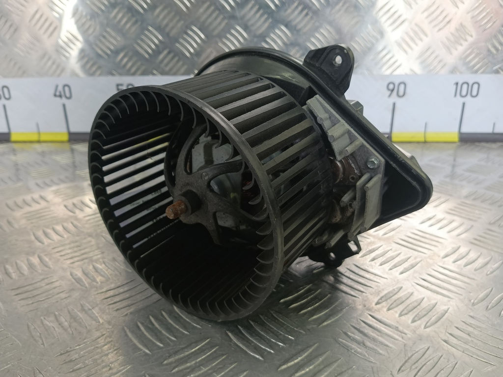 моторчик отопителя Citroen Berlingo 1.6 MT (109 л.с.) Минивэн 5dBerlingo  I рестайлинг (2002—2012) 6441N4, 3279 рублей, Москва