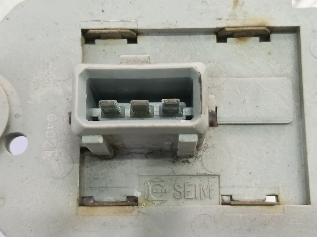 резистор вентилятора охлаждения Citroen Berlingo 1.6 MT (109 л.с.) Минивэн 5dBerlingo  I рестайлинг (2002—2012) 1267A9, 1210 рублей, Москва