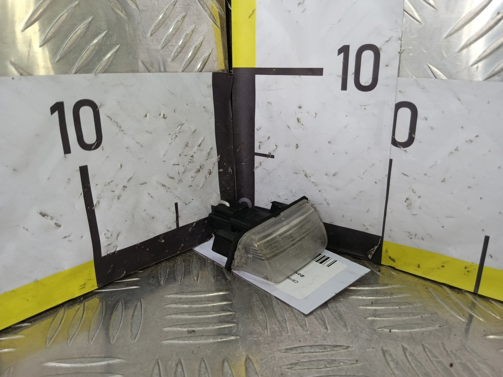 фонарь номерного знака Citroen Berlingo 1.6 MT (109 л.с.) Минивэн 5dBerlingo  I рестайлинг (2002—2012) 6340A3, 750 рублей, Москва