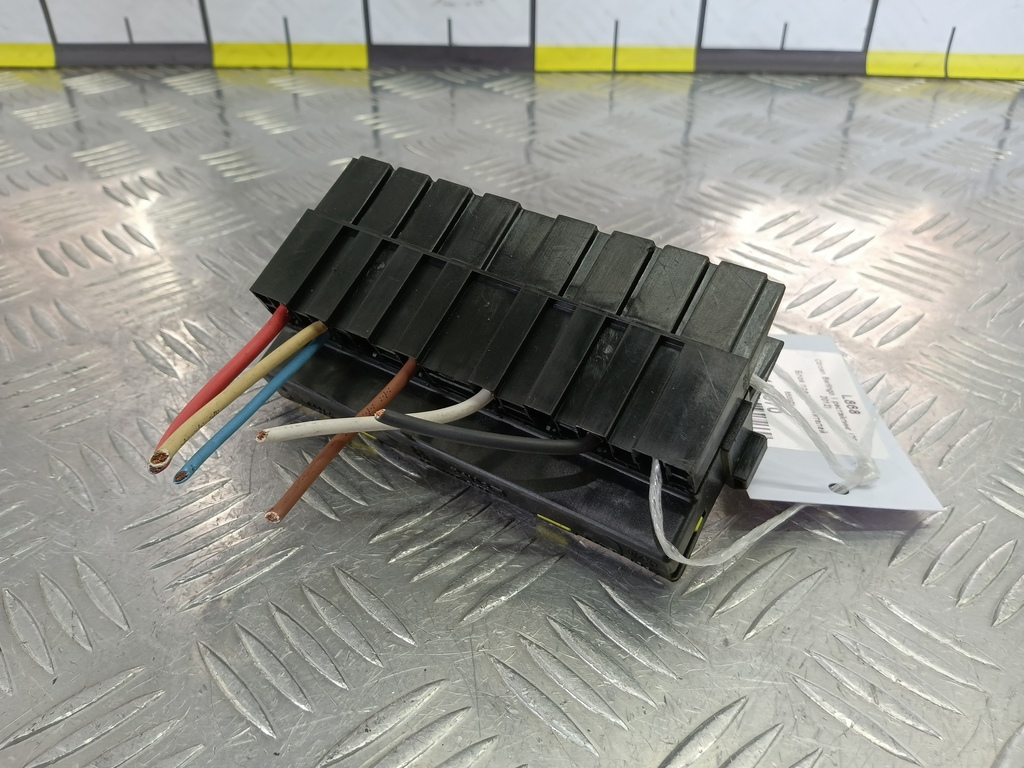 блок предохранителей Citroen Berlingo 1.6 MT (109 л.с.) Минивэн 5dBerlingo  I рестайлинг (2002—2012) 6500Z1, 750 рублей, Москва