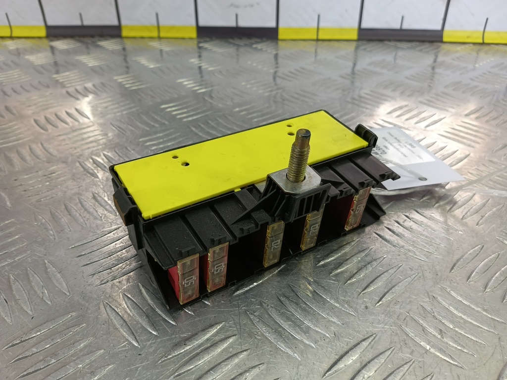 блок предохранителей Citroen Berlingo 1.6 MT (109 л.с.) Минивэн 5dBerlingo  I рестайлинг (2002—2012) 6500Z1, 750 рублей, Москва