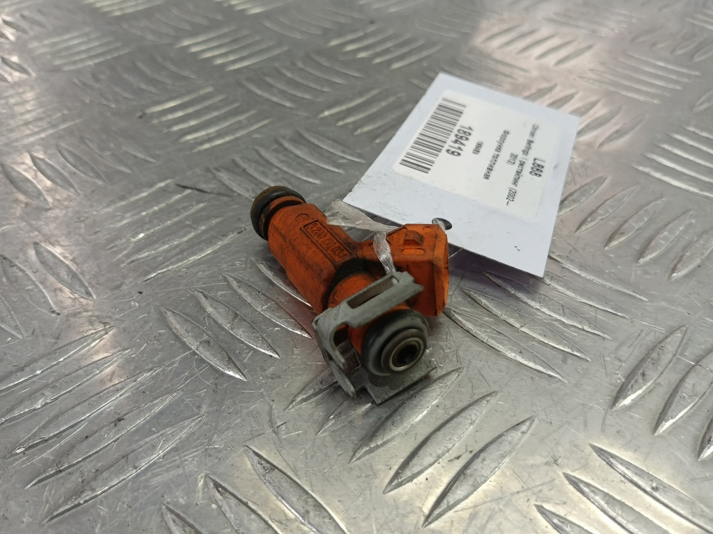 форсунка топливная Citroen Berlingo 1.6 MT (109 л.с.) Минивэн 5dBerlingo  I рестайлинг (2002—2012) 1984E9, 750 рублей, Москва