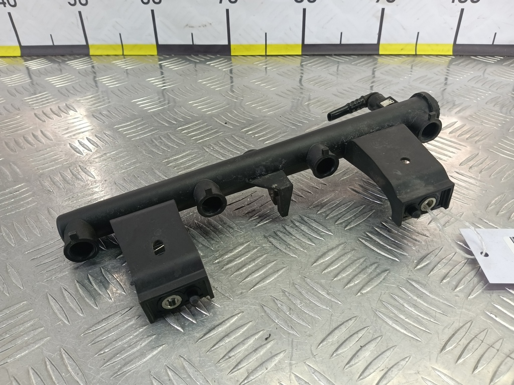 рампа топливная Citroen Berlingo 1.6 MT (109 л.с.) Минивэн 5dBerlingo  I рестайлинг (2002—2012) 198537, 2930 рублей, Москва