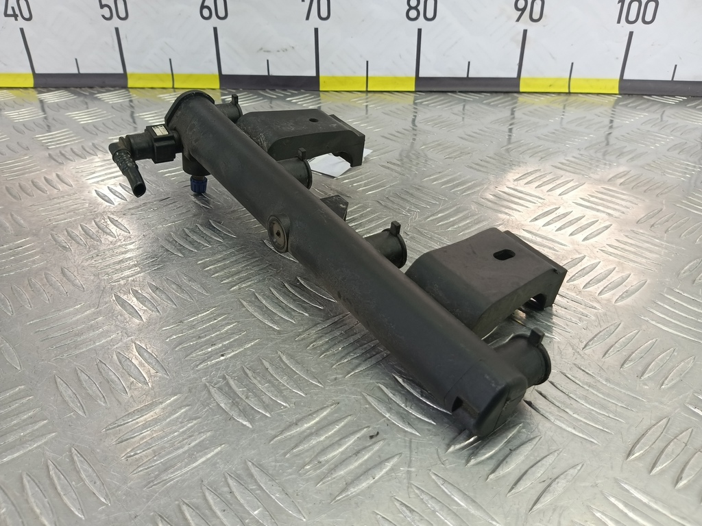 рампа топливная Citroen Berlingo 1.6 MT (109 л.с.) Минивэн 5dBerlingo  I рестайлинг (2002—2012) 198537, 2930 рублей, Москва