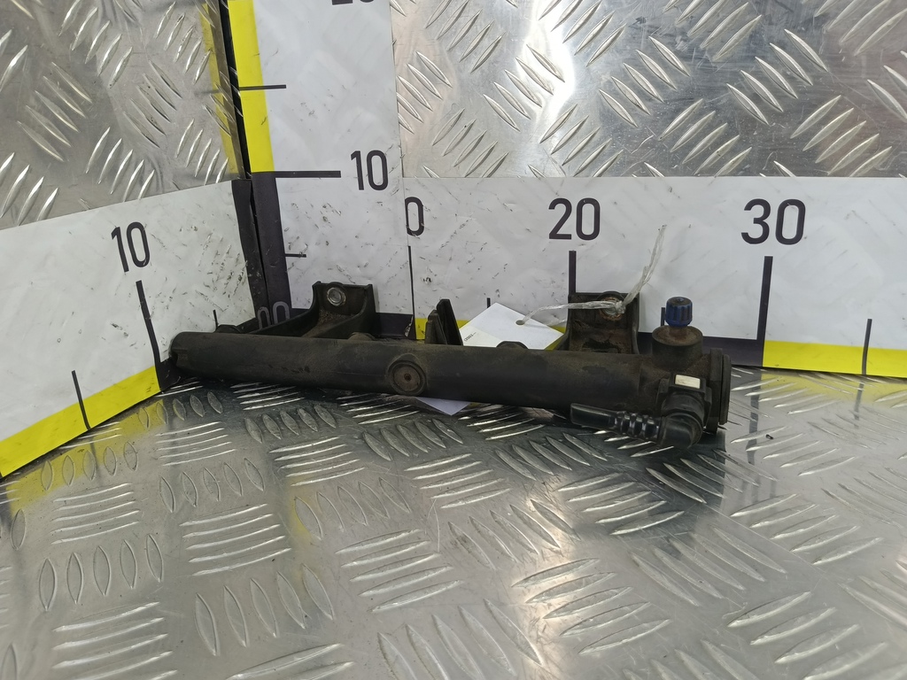 рампа топливная Citroen Berlingo 1.6 MT (109 л.с.) Минивэн 5dBerlingo  I рестайлинг (2002—2012) 198537, 2930 рублей, Москва