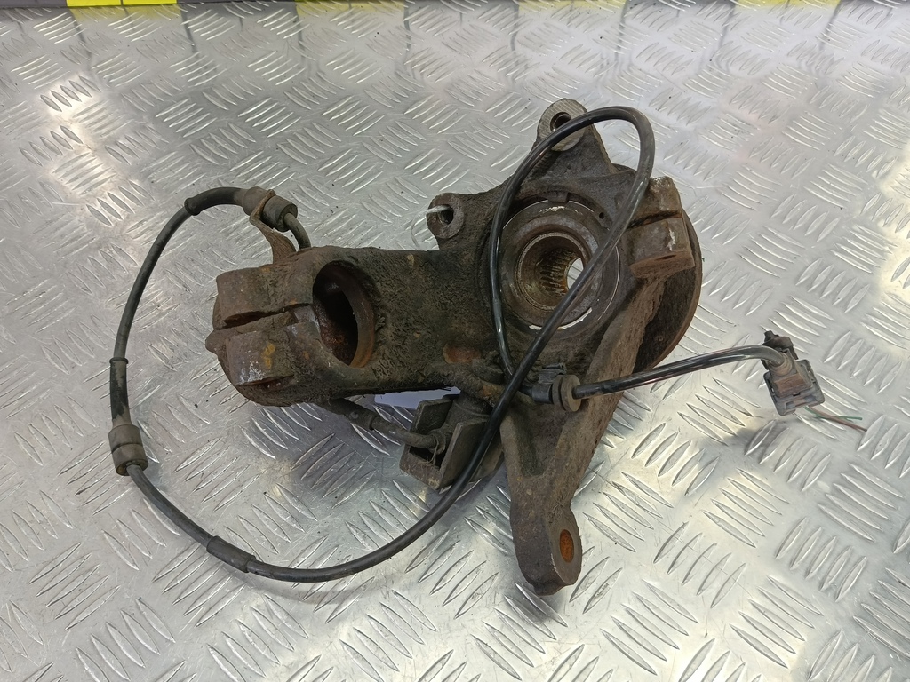 кулак Citroen Berlingo 1.6 MT (109 л.с.) Минивэн 5dBerlingo  I рестайлинг (2002—2012) 364654, 6150 рублей, Москва