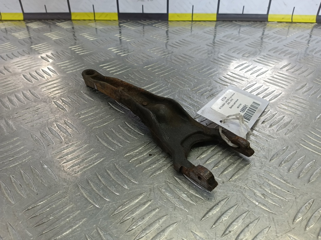 вилка сцепления MITSUBISHI LANCER  MD747524, 2470 рублей, Москва