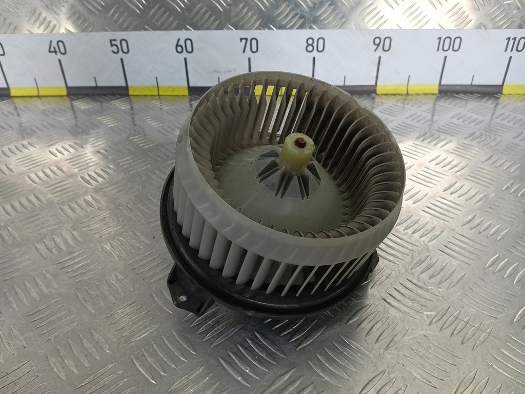 моторчик отопителя SUBARU Tribeca 3.0 4WD AT (250 л.с.)Tribeca  WX (2004—2007) Внедорожник 72223XA02A, 5580 рублей, Москва