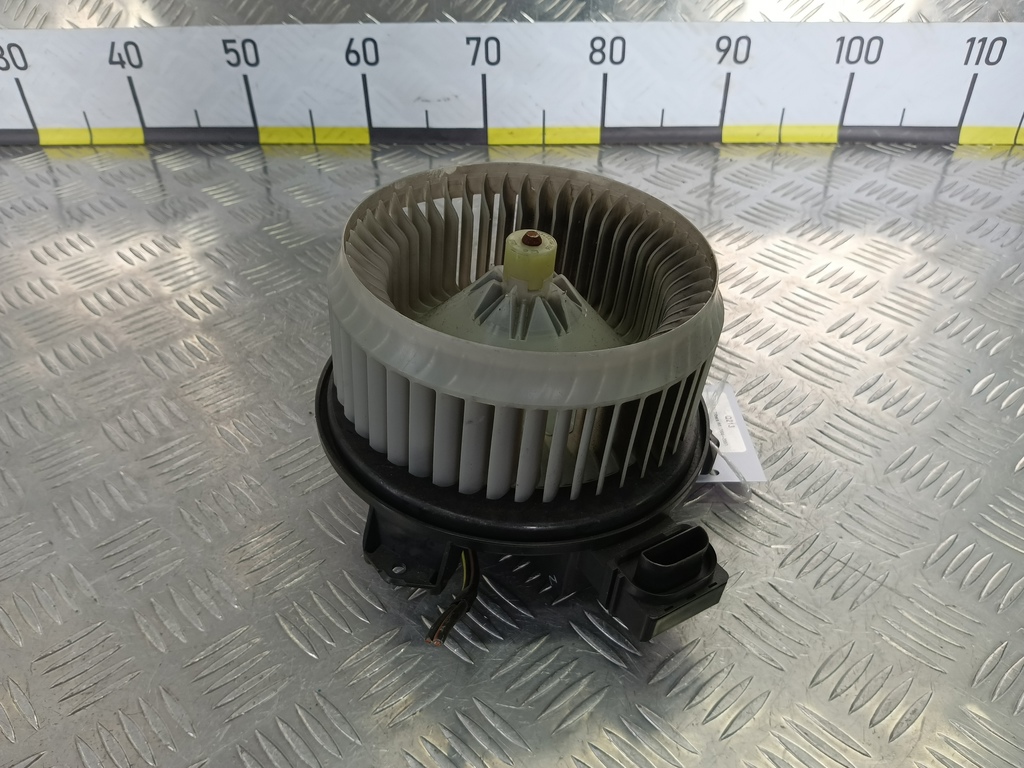 моторчик отопителя SUBARU Tribeca 3.0 4WD AT (250 л.с.)Tribeca  WX (2004—2007) Внедорожник 72223XA02A, 5580 рублей, Москва