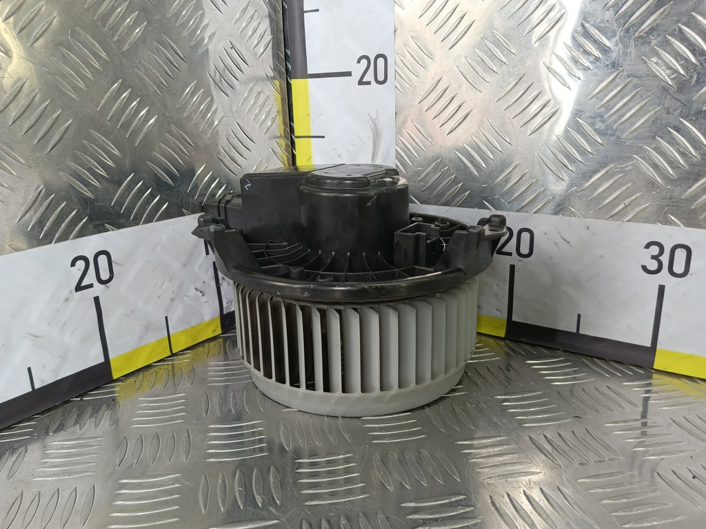 моторчик отопителя SUBARU Tribeca 3.0 4WD AT (250 л.с.)Tribeca  WX (2004—2007) Внедорожник 72223XA02A, 5580 рублей, Москва