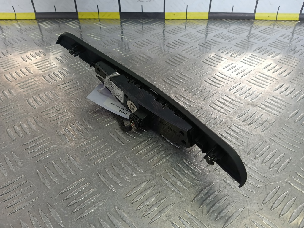 блок кнопок SUBARU Tribeca 3.0 4WD AT (250 л.с.)Tribeca  WX (2004—2007) Внедорожник 86287XA02A, 4079 рублей, Москва