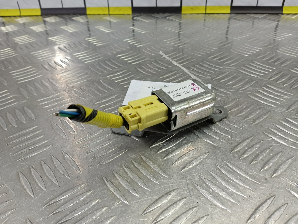 датчик удара (air bag) SUBARU Tribeca 3.0 4WD AT (250 л.с.)Tribeca  WX (2004—2007) Внедорожник 98235XA02A, 750 рублей, Москва