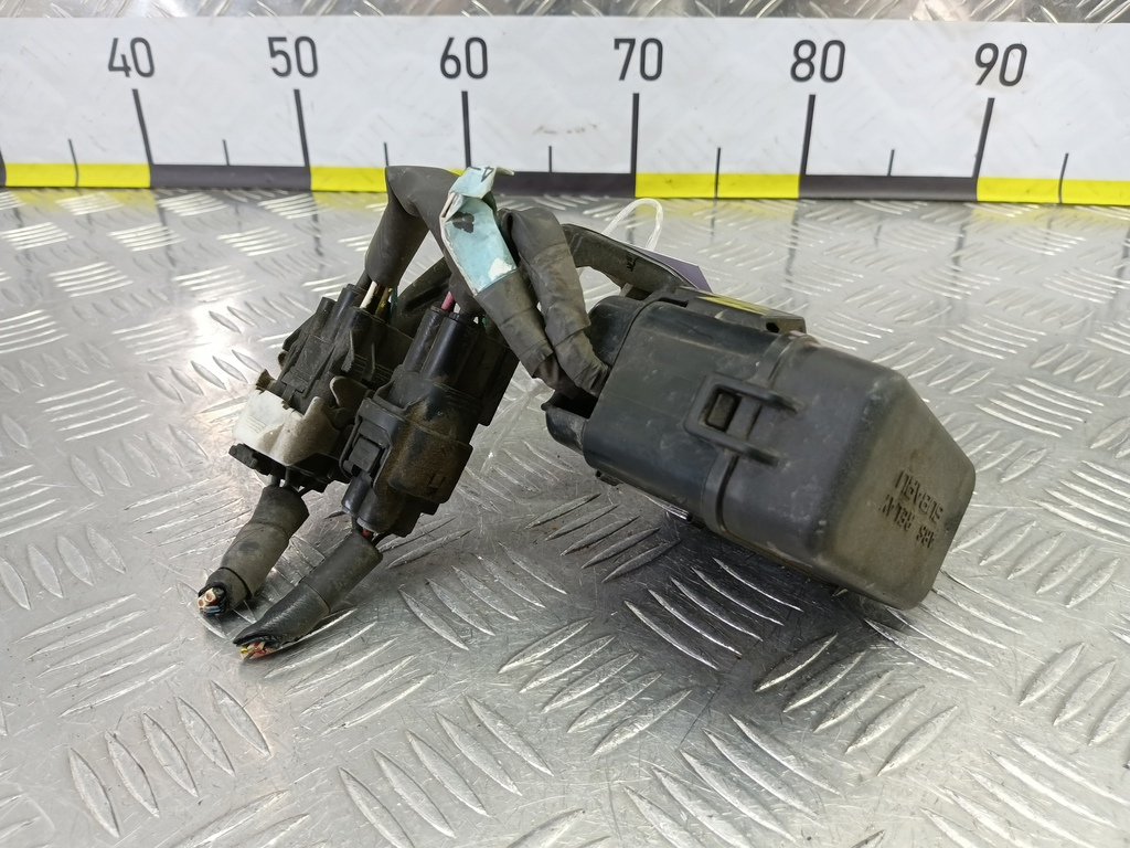 блок предохранителей SUBARU Tribeca 3.0 4WD AT (250 л.с.)Tribeca  WX (2004—2007) Внедорожник 27538XA05A, 980 рублей, Москва