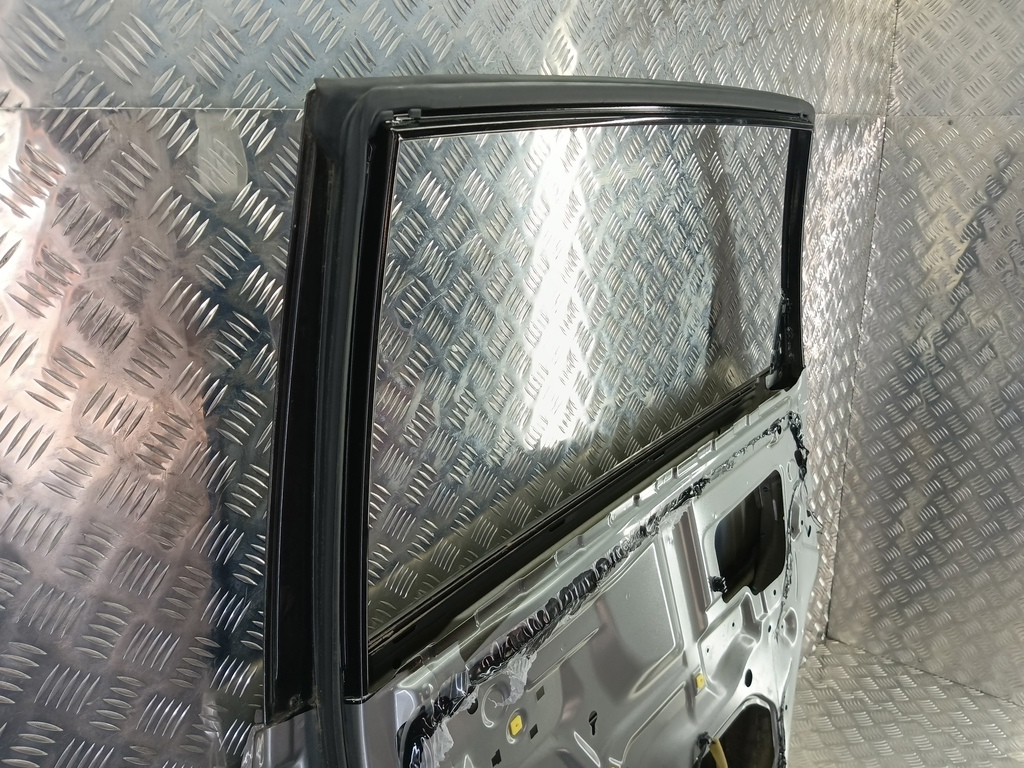 дверь SUBARU Tribeca 3.0 4WD AT (250 л.с.)Tribeca  WX (2004—2007) Внедорожник 60409XA00C9P, 18000 рублей, Москва