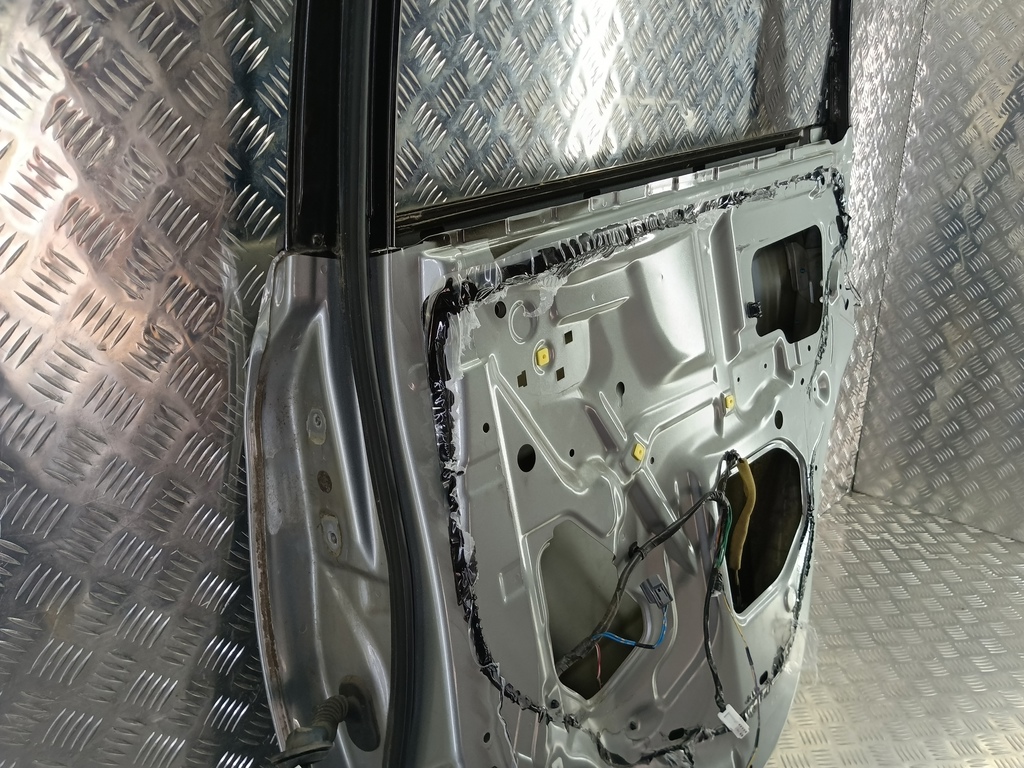 дверь SUBARU Tribeca 3.0 4WD AT (250 л.с.)Tribeca  WX (2004—2007) Внедорожник 60409XA00C9P, 18000 рублей, Москва