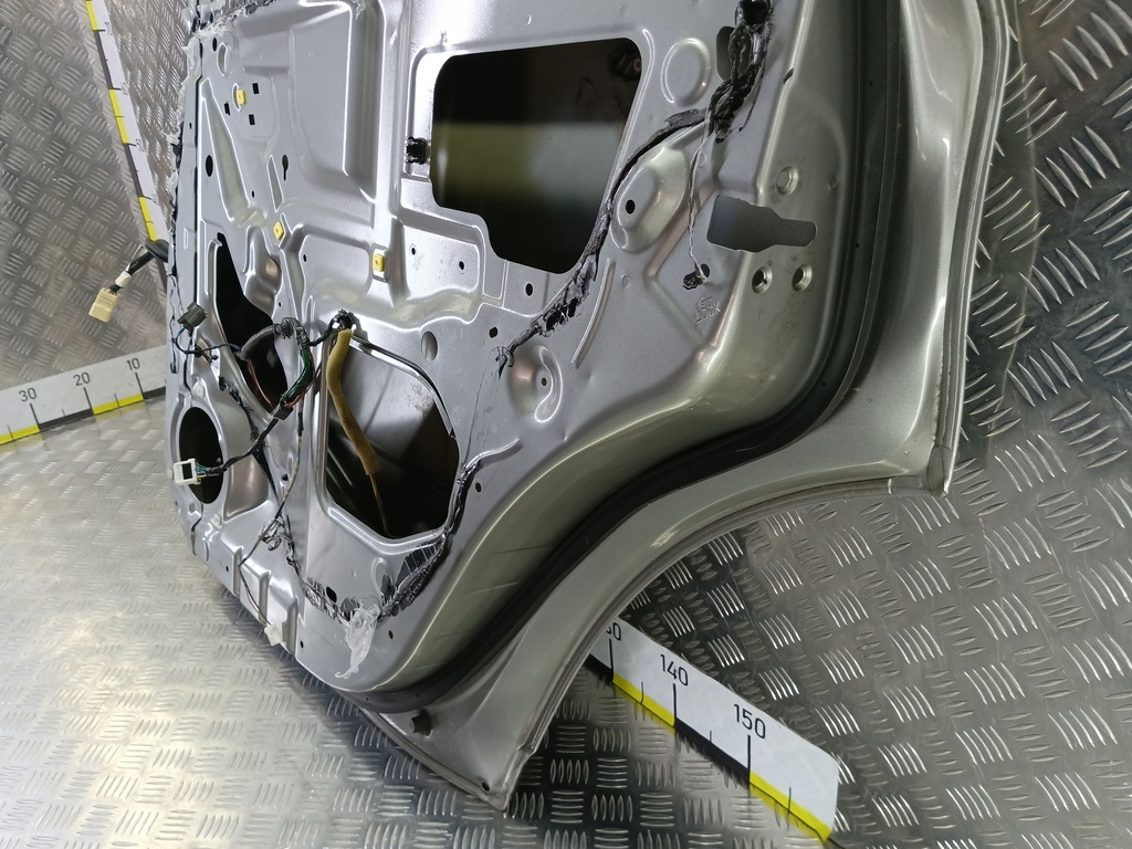 дверь SUBARU Tribeca 3.0 4WD AT (250 л.с.)Tribeca  WX (2004—2007) Внедорожник 60409XA00C9P, 18000 рублей, Москва