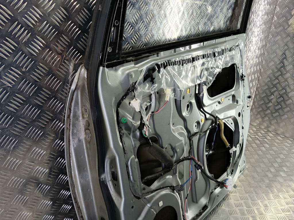 дверь SUBARU Tribeca 3.0 4WD AT (250 л.с.)Tribeca  WX (2004—2007) Внедорожник 60009XA00B9P, 14430 рублей, Москва