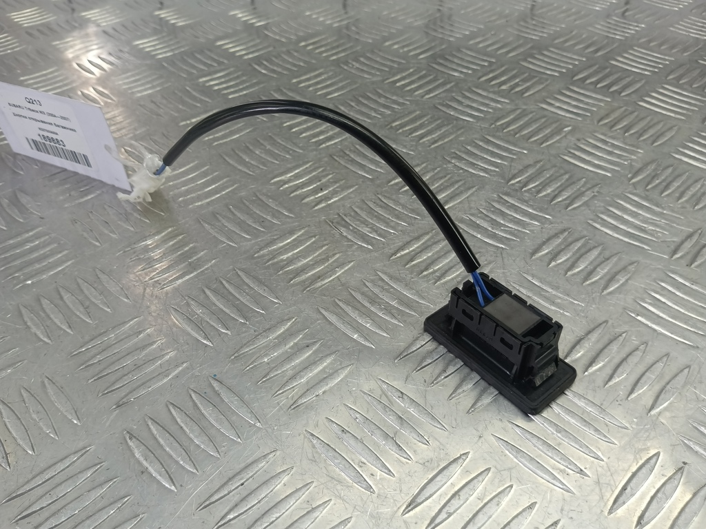 кнопка открывания багажника SUBARU Tribeca 3.0 4WD AT (250 л.с.)Tribeca  WX (2004—2007) Внедорожник 63270XA00A, 5000 рублей, Москва