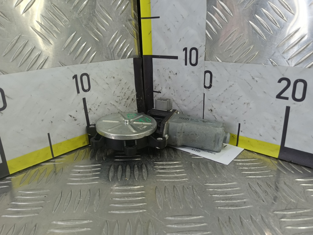 моторчик стеклоподъёмника SUBARU Tribeca 3.0 4WD AT (250 л.с.)Tribeca  WX (2004—2007) Внедорожник 62188XA00A, 1320 рублей, Москва