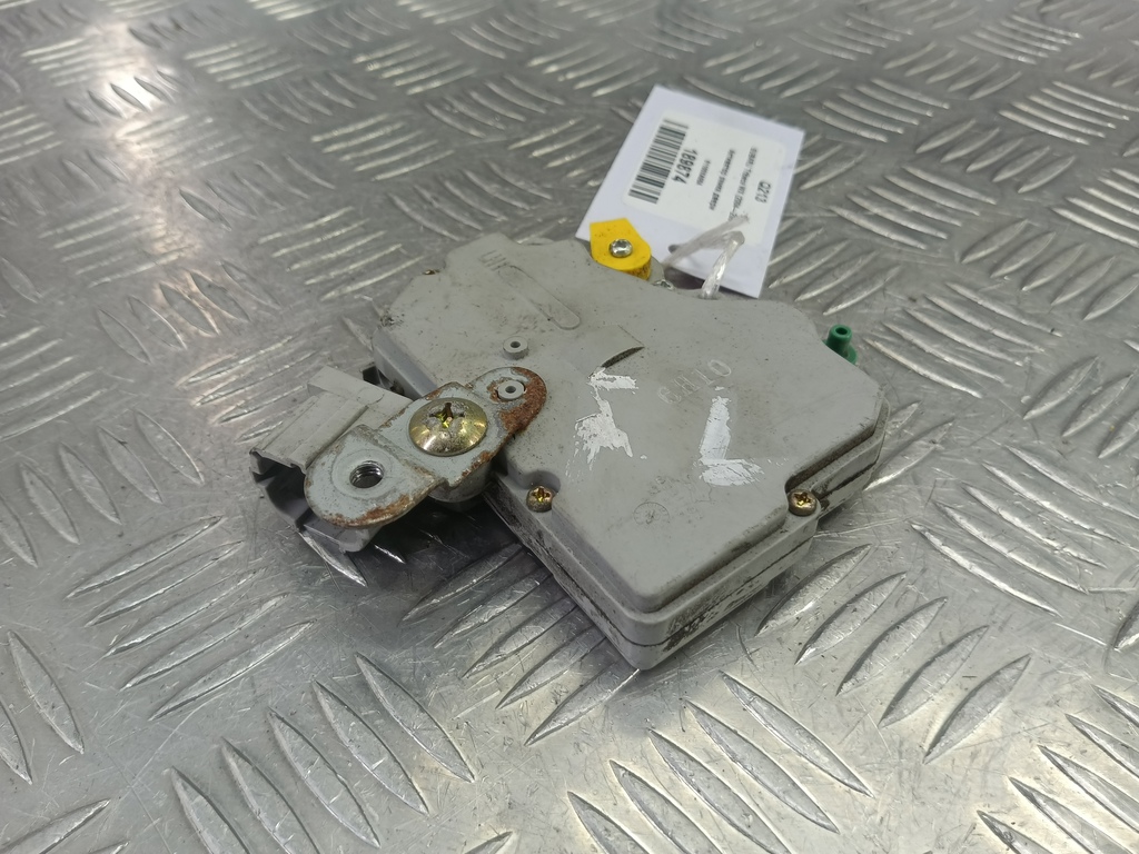 активатор замка двери SUBARU Tribeca 3.0 4WD AT (250 л.с.)Tribeca  WX (2004—2007) Внедорожник 61100XA05A, 2130 рублей, Москва