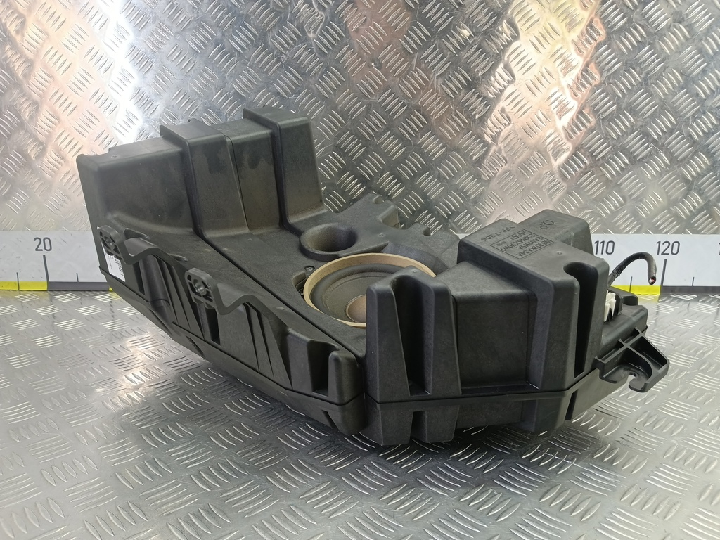 сабвуфер SUBARU Tribeca 3.0 4WD AT (250 л.с.)Tribeca  WX (2004—2007) Внедорожник 86301XA34A, 2360 рублей, Москва