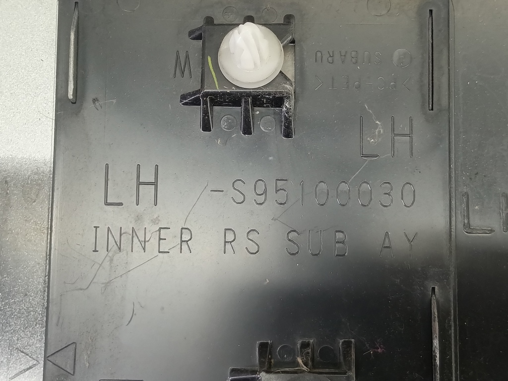 спойлер (дефлектор) крышки багажника SUBARU Tribeca 3.0 4WD AT (250 л.с.)Tribeca  WX (2004—2007) Внедорожник 96031XA00ALT, 6730 рублей, Москва