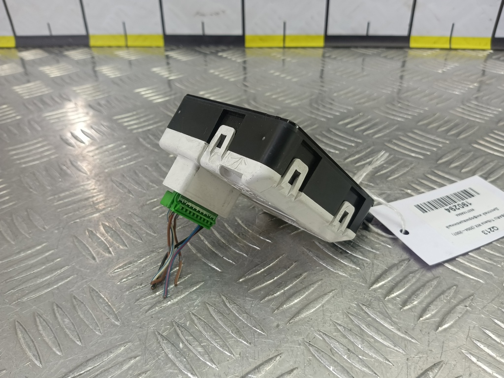 дисплей информационный SUBARU Tribeca 3.0 4WD AT (250 л.с.)Tribeca  WX (2004—2007) Внедорожник 85271XA04A, 860 рублей, Москва