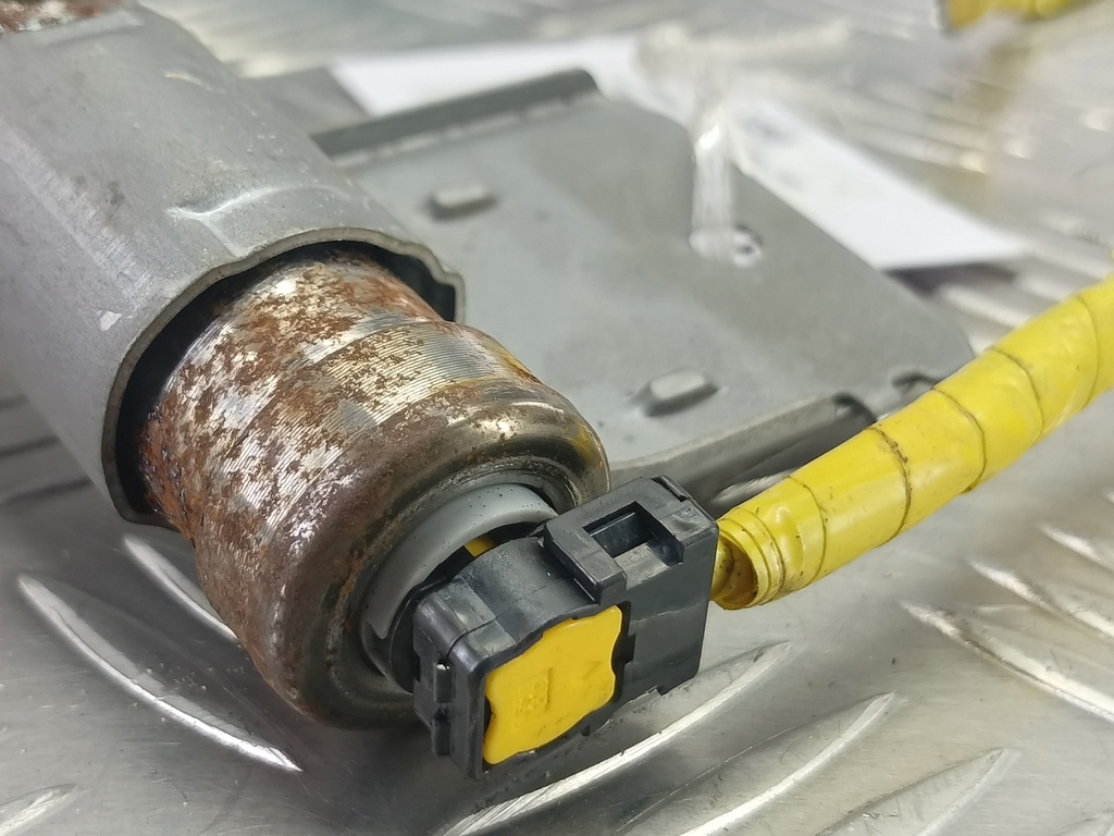 подушка безопасности боковая SUBARU Tribeca 3.0 4WD AT (250 л.с.)Tribeca  WX (2004—2007) Внедорожник 98251XA03A, 2700 рублей, Москва