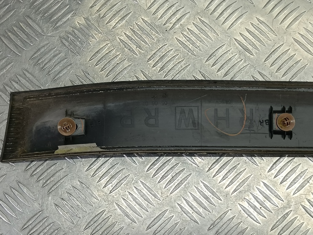 накладка двери SUBARU Tribeca 3.0 4WD AT (250 л.с.)Tribeca  WX (2004—2007) Внедорожник 91112XA06A, 630 рублей, Москва