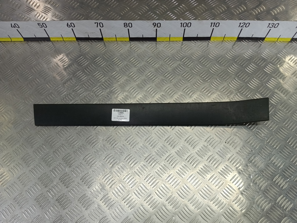 накладка двери SUBARU Tribeca 3.0 4WD AT (250 л.с.)Tribeca  WX (2004—2007) Внедорожник 91112XA07A, 750 рублей, Москва