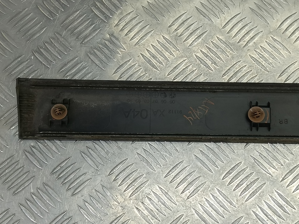 накладка двери SUBARU Tribeca 3.0 4WD AT (250 л.с.)Tribeca  WX (2004—2007) Внедорожник 91112XA04A, 630 рублей, Москва