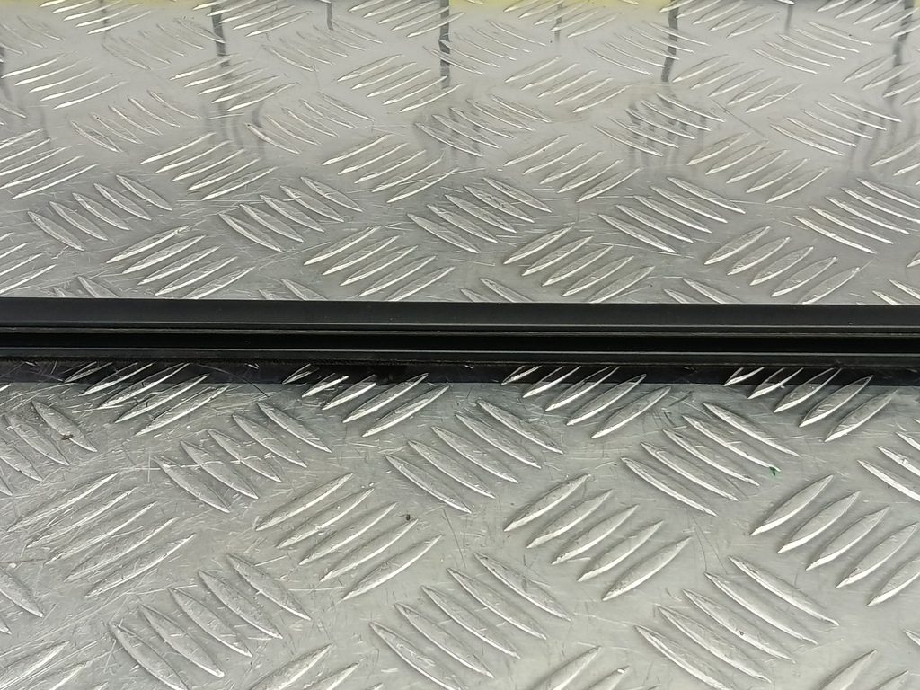 накладка двери SUBARU Tribeca 3.0 4WD AT (250 л.с.)Tribeca  WX (2004—2007) Внедорожник 62280XA01B, 2130 рублей, Москва