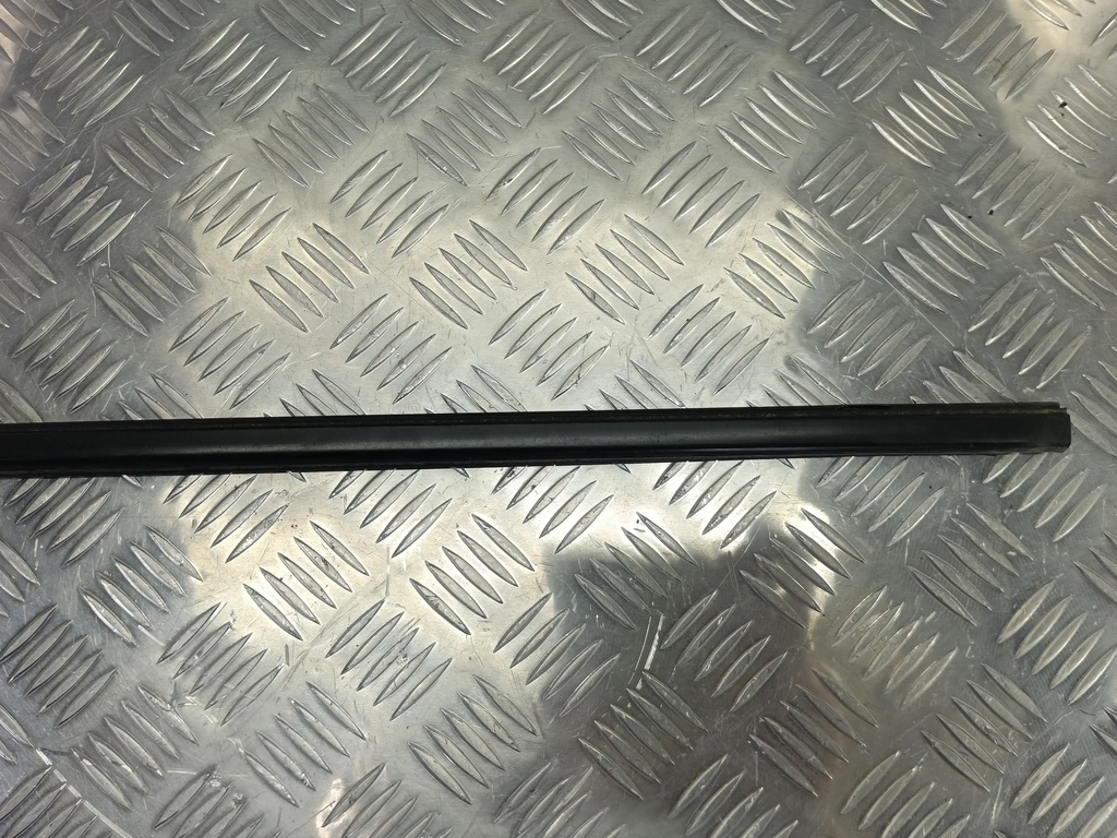 накладка двери SUBARU Tribeca 3.0 4WD AT (250 л.с.)Tribeca  WX (2004—2007) Внедорожник 61280XA01B, 1780 рублей, Москва