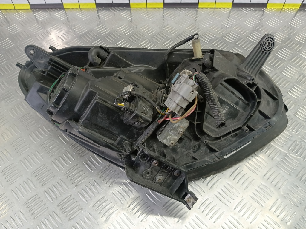 фара SUBARU Tribeca 3.0 4WD AT (250 л.с.)Tribeca  WX (2004—2007) Внедорожник 84001XA21A, 38350 рублей, Москва